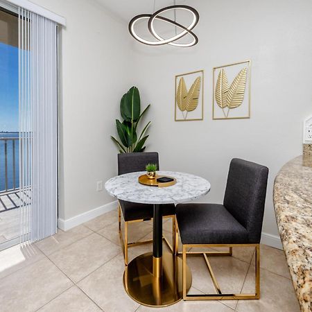 Elegant Waterfront Place For Two/Boca Ciega Resort Αγία Πετρούπολη Εξωτερικό φωτογραφία
