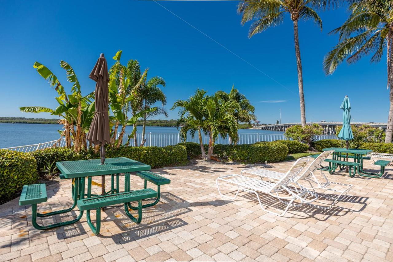 Elegant Waterfront Place For Two/Boca Ciega Resort Αγία Πετρούπολη Εξωτερικό φωτογραφία