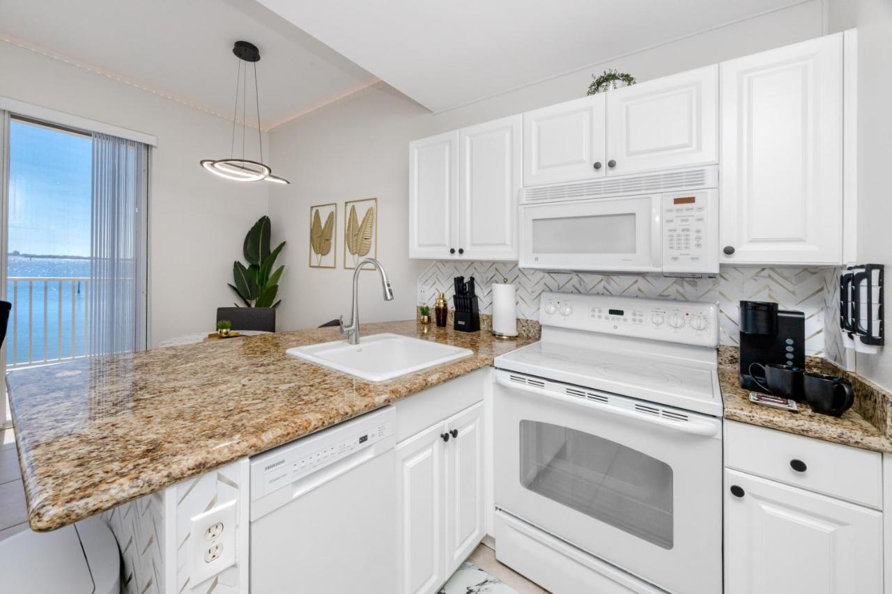 Elegant Waterfront Place For Two/Boca Ciega Resort Αγία Πετρούπολη Εξωτερικό φωτογραφία